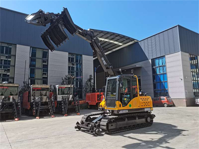 How to maintain JingGong excavator at high temperature？