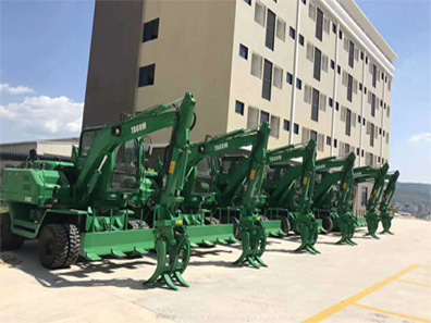 Big promotion for JingGong grapple excavators! What are you waiting for!