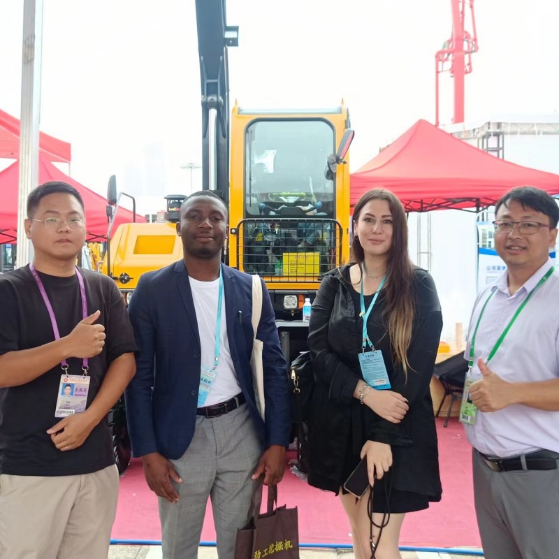 Canton Fair Day 4, JG Excavator Machinery Exhibition in the Rain